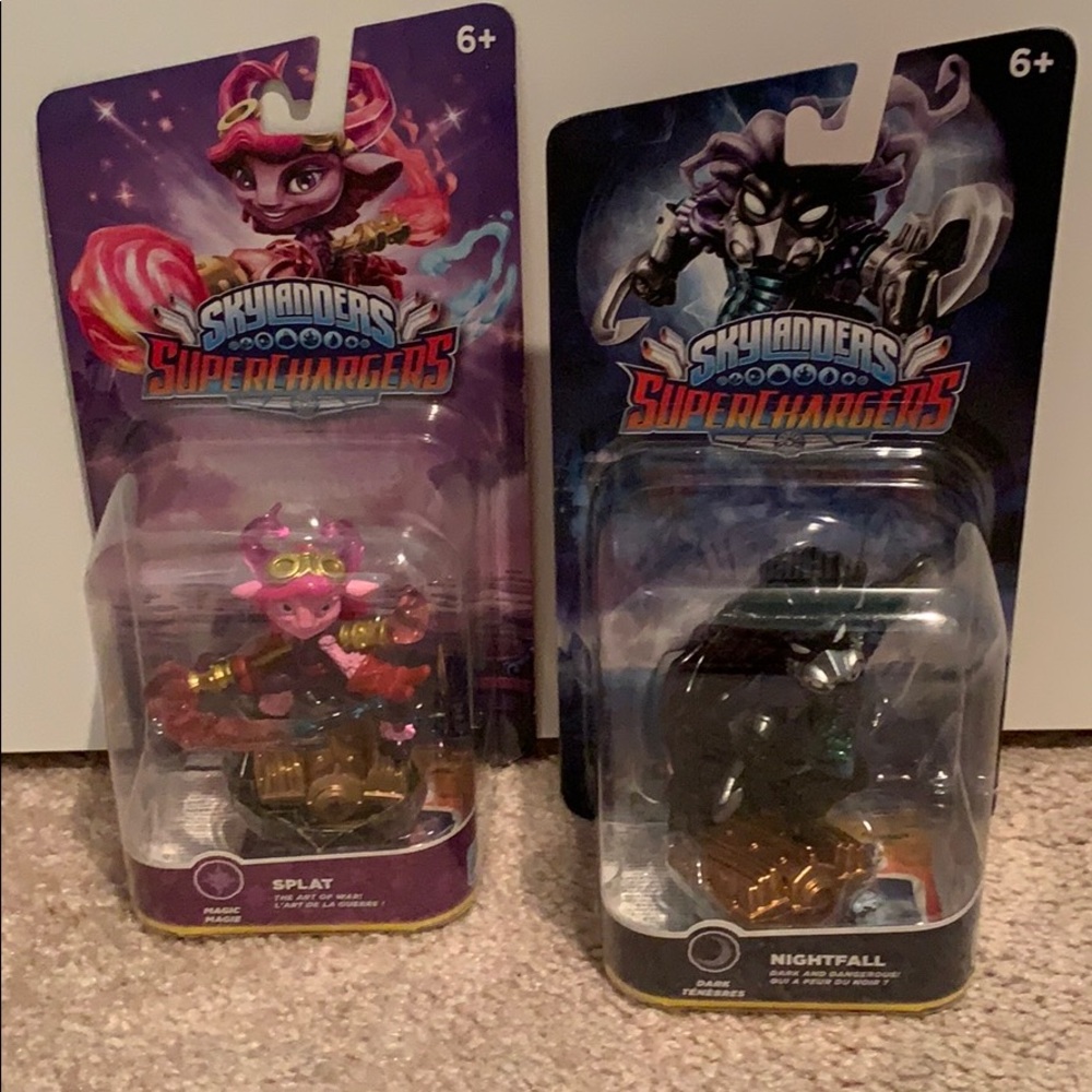 SkyLanders Super Chargers Splat & NightFall NEW